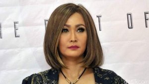 Viral Pelecehan Finalis Miss Universe, Inul Daratista Tegaskan Poppy Capella Bukan Keluarganya