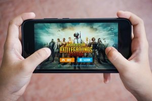 Pemerintah Larang PUBG Mobile dan 117 Aplikasi Cina Lainnya