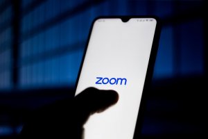 Zoom Siapkan Fitur Keamanan Enkripsi End To End