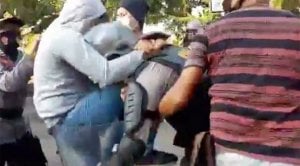 Viral Perwira Brimob Terkapar Dipukul, Anggota Brimob: Perwiraku Itu, Brimob Itu