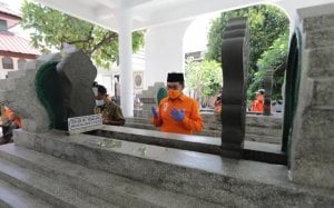 Awali Kampanye Dialogis, Danny Pomanto Ziarah ke Makam Pangeran Diponegoro