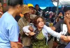 Diduga Gangguan Jiwa hingga Nekat Curi Emas, IRT Ini Nyaris Diamuk Massa