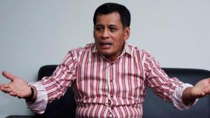 Kampus UNM Jadi Sasaran Anarkis Demonstran, Nurdin Halid: Mari Tegakkan Demokrasi Tanpa Mencederai!