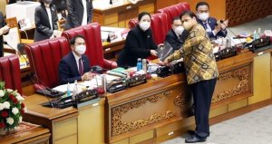 12 Aktor Intelektual di Balik Omnibus Law Cipta Kerja, Ada Tim Sukses Jokowi hingga Afiliasi Bisnis Tambang