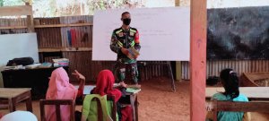 Potret Babinsa di Daerah Terpencil, Dedikasi Prajurit Mencerdaskan Anak-anak Pelosok