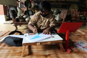 PDIP Dorong Pemerintah Alokasikan Anggaran Pendidikan untuk Tes Covid-19