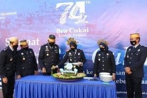 Di HUT ke-74 Bea Cukai, Eva Arifah Ajak Pegawai Jaga Integritas
