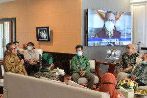 Minta Bantuan Pengadaan Sekret, KAHMI dan HMI Silaturahmi dengan Gubernur Sulsel