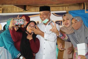 Tak Suka Tebar Janji, Warga Gempungnge Percaya Program SS-AK