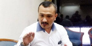 Kepala Daerah Ikut Tolak UU Ciptaker, Ferdinand: Pura-pura Sok Pahlawan demi Kepentingan Politik