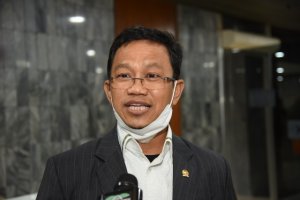 Amir Uskara Soroti Tingkat Literasi dan Iklusi Keuangan di Sulsel yang Rendah, Minta Masyarakat Waspadai Pinjol Ilegal dan Investasi Bodong