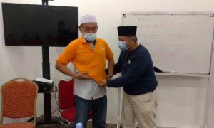 Orang Dekat AIZ Kini Berkostum Anir-Lutfi