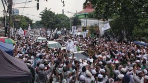 Massa Rizieq Shihab Ribuan Orang, Satgas Covid-19 Mengaku Keteteran