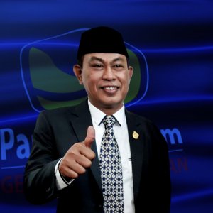 Dikenal Sebagai Pejuang Aspirasi Masyarakat, Haris Gani Resmi Pimpin DPRD Pangkep