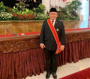 Terima Bintang Mahaputera, Prof Aswanto: Motivasi Kawal Penegakan Hukum