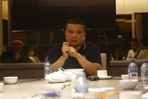 Wujud Nyata Aksi Lawan Covid-19 Appi-Rahman, Erwin Aksa: Kami Sudah Bagi 4 juta Masker