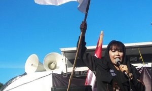 Karangan Bunga Dewi Tanjung ke Imam Besar FPI: Turut Berduka Atas Positif Covid-19 Bapak Rizieq Shihab
