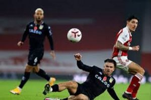 Legenda Klub Sebut Bek Arsenal tak Baik dan Berkarat