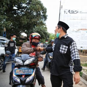 Patut Ditiru! DILAN Ajak Pendukung Copot Atribut Kampanye di Masa Tenang