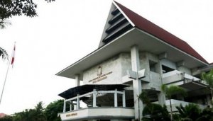 “Makan Besar” DPRD, Korban PHK : Andai Dana itu…