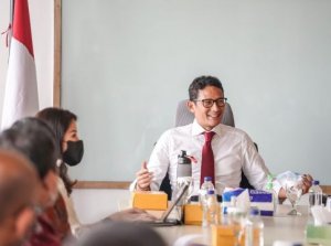 Sandiaga Uno Unggah Foto Rapat Perdana, Umar Hasibuan: Sangat Bahagia, Gak Ingat Pendukungnya Dulu