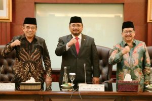 Gus Yaqut: Tidak Boleh Ada Diskriminasi Bagi Semua Agama di Indonesia