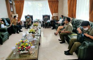 Rakor dengan PD Parkir, Pj Wali Kota Makassar Dorong Pemetaan Wilayah Parkir