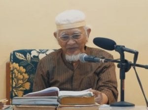 Gus Mus Minta Kiai Ikut Terlibat Penanganan Covid-19 di Pesantren
