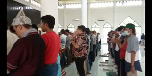 Enam Laskar FPI Tewas, Ratusan Umat Muslim di Makassar Gelar Salat Gaib