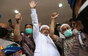 Elite Politik Mulai Dekati Habib Rizieq, Pengamat Politik Malah Bilang Begini…