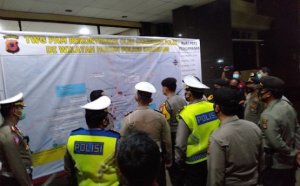 Kronologi Mobil Laskar FPI Tabrak Mobil Polisi Lalu Kabur
