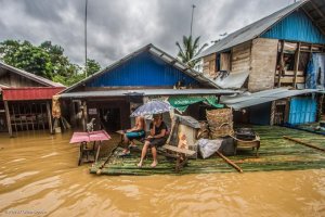 Greenpeace: Pak Jokowi Kalau Anda Peduli dengan Korban Bencana, Cabut UU Ciptaker dan Minerba