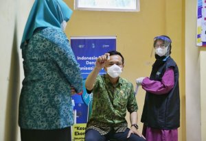 Pj Walikota Makassar Percaya Vaksin Bisa Hilangkan Pandemi Covid-19