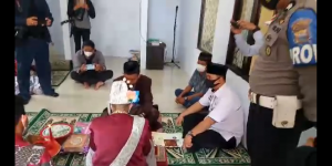 Ditangkap karena Kekerasan, Pria Ini Dinikahkan di Kantor Polisi