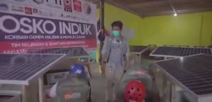 Penuhi Kebutuhan Listrik, FTI UMI Rakit 30 Pembangkit Listrik Tenaga Surya di Tenda Pengungsi Gempa