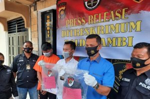 Iming-iming Kado Ultah, Oknum Satpam SPBU Dorong Bocah ke Semak-semak