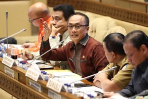 Pertama Kali Terjadi Bupati Terpilih Berwarga Amerika, Dirjen Kemendagri: Perlu Diperiksa Polisi