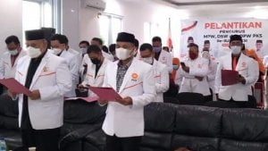 Lantik 39 Pengurus DPW PKS Sulsel, Ini Tiga Harapan DPP PKS