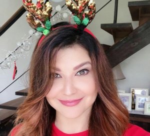 Tamara Bleszynski Jadi Peramal Dadakan, Netizen Berebut Pengen Duluan