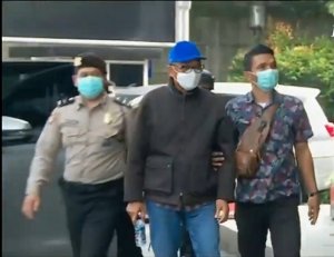 Tiba di KPK, Nurdin Abdullah Langsung Masuk Ruang Pemeriksaan