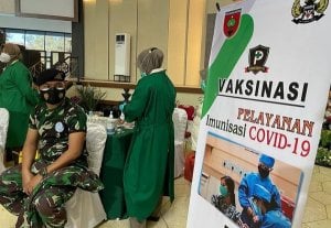 Personel Kodam XIV Hasanuddin Divaksinasi