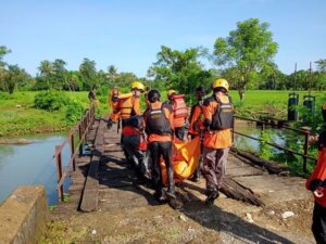 Warga Pangkep Sempat Hilang Terbawa Arus, Korban Kini Ditemukan Meninggal Dunia