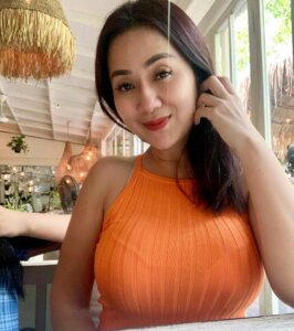 Senyum Tante Ernie Merekah Usai Sembuh dari Covid-19, Netizen: Jeruk Mandarin Berkembang Lagi