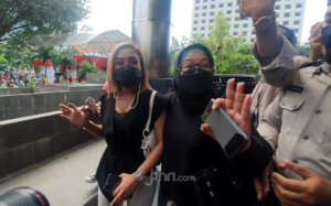 Terserat Kasus Korupsi Bansos, Begini Tampilan Cita Citata Saat Tiba di Gedung KPK