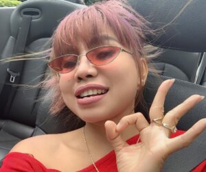 Pasca Cerai, Eva Belisima Pamer Foto Ciuman dengan Pasangan Baru