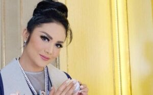 Krisdayanti Semangati Aurel