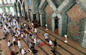 Regulasi Salat Tarawih Berjemaah di Masjid Harus Tersosialisasi dengan Baik