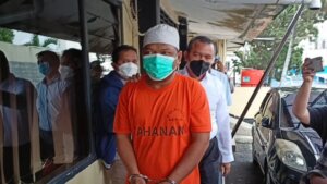 Minta Maaf ke Warga +62, Adam ‘Si Babi Ngepet’: Iman Saya Turun, Setan Masuk ke Diri Saya!