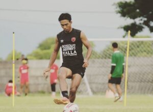 Ada Peran Penting Hasyim Kipuw pada Performa Apik Erwin Gutawa di PSM