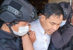 Ditangkap Densus 88, Jemaah Masjid: Munarman Orang baik, Cuma Banyak Enggak Berani Bicara, Takut Salah